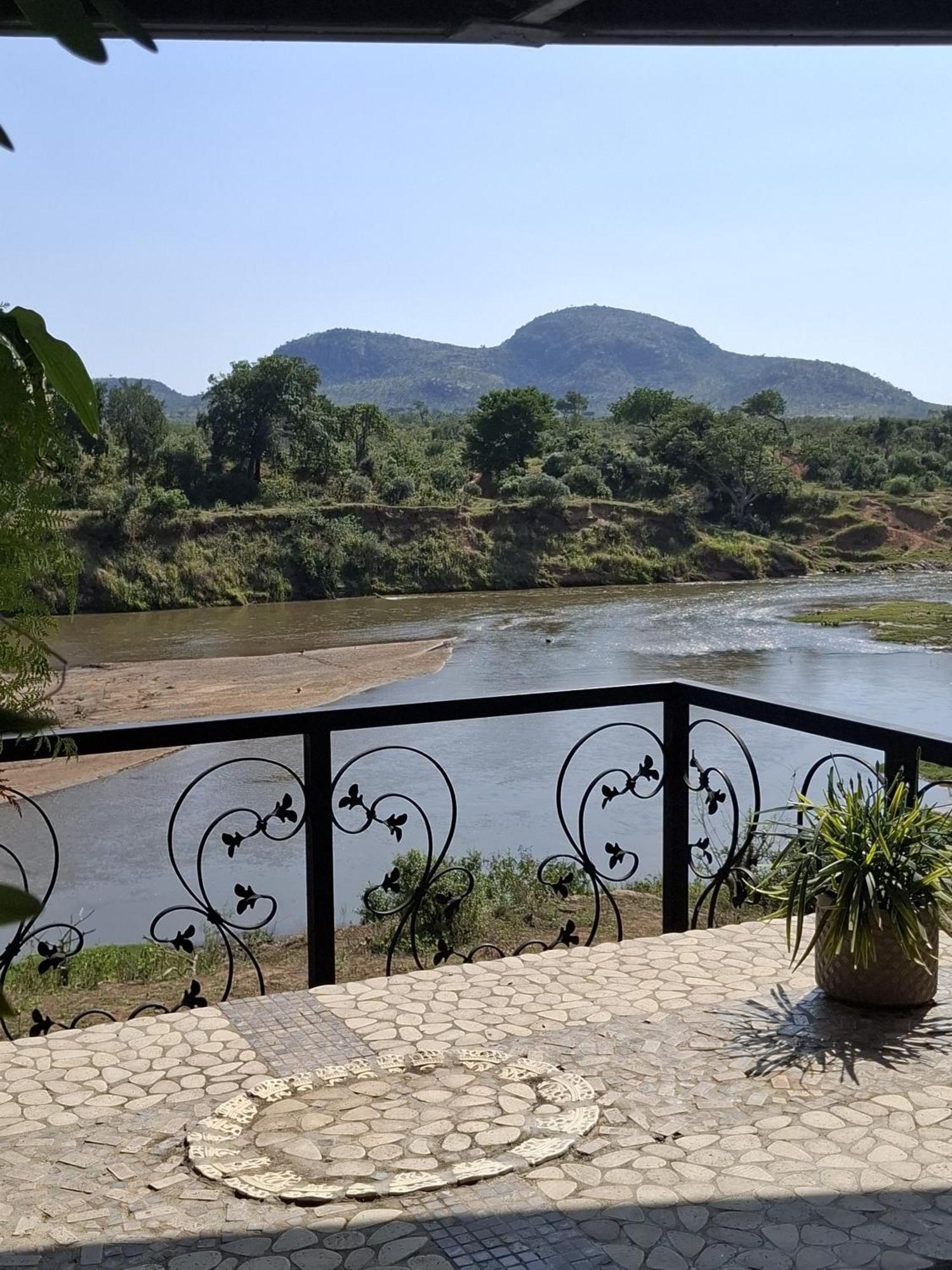 Belvedere-On-River Малалане Экстерьер фото